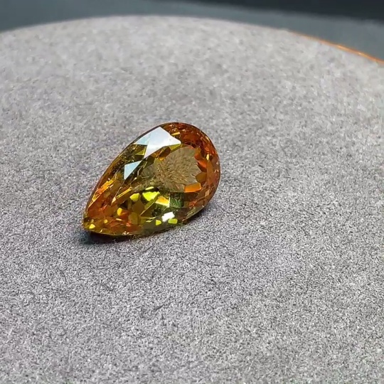 C34041484 Crystal Loose Stone Total Weight Approx. 16.79ct