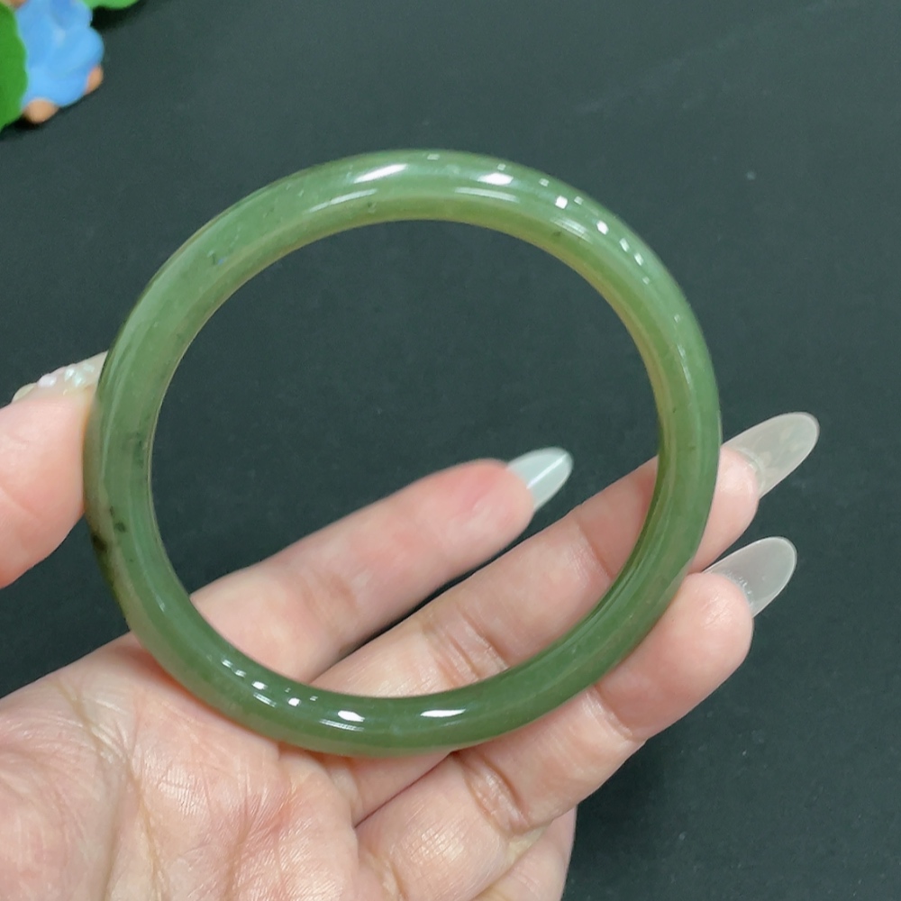 H27063678 Hetian Jade Round Bangle, Size 61.8, Total Weight Approx. 29.2g