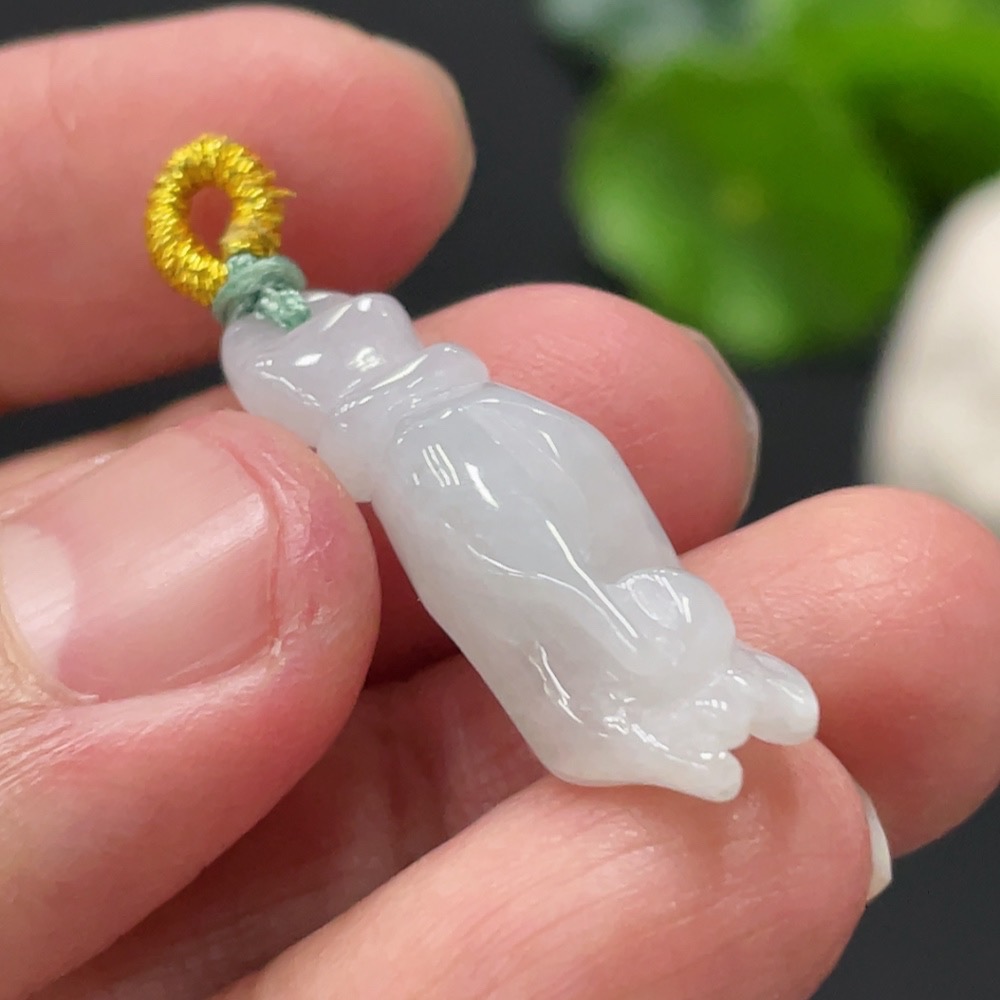 F29431919 Jadeite Pendant with a Cherished Pearl