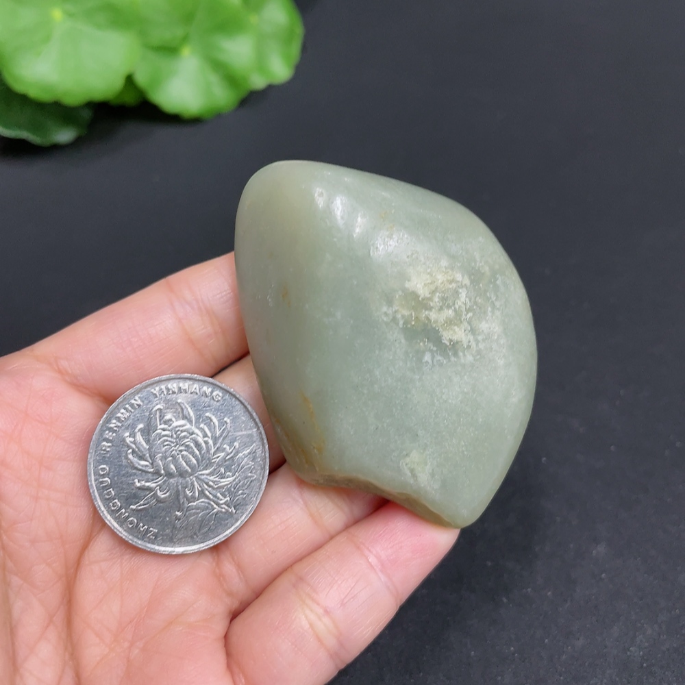 H34037800 Hetian Jade, total weight approx. 68.8g, skin color origin undetermined