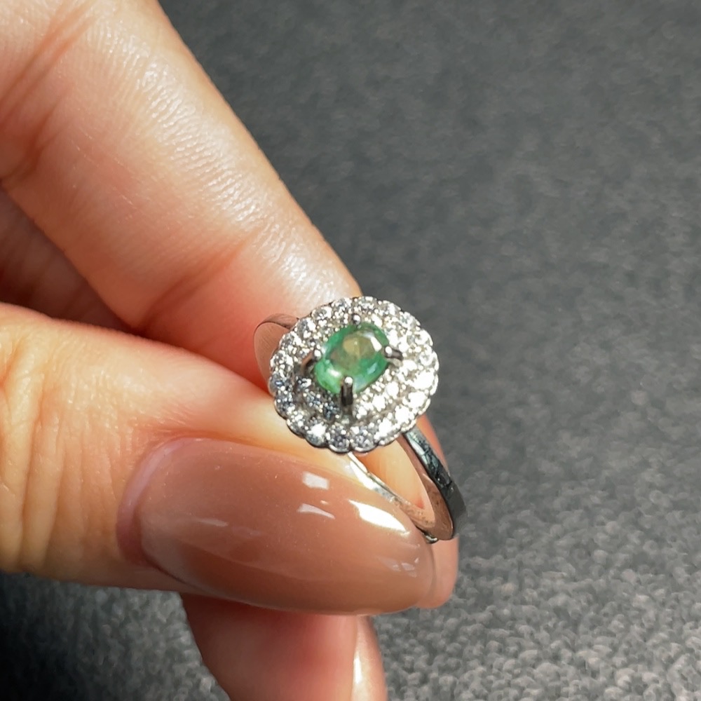 C31575825 Emerald Mounted Ring, Non-Gold Setting, Adjustable, Total Weight Approx. 2.00g, Clarity Enhanced