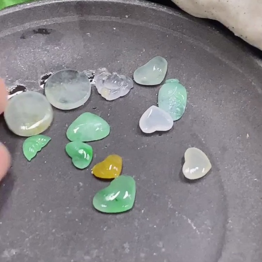 F30568894 color origin undetermined