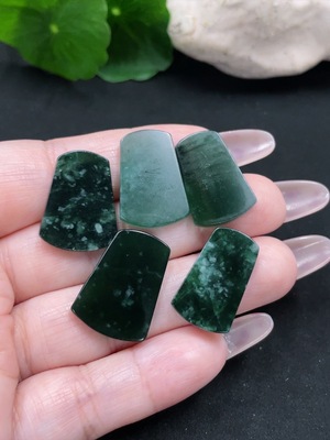 F35083299 Jadeite Plain Pendant Set Sell as a Lot