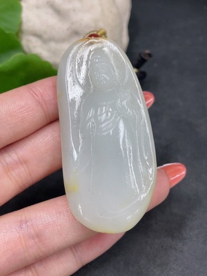 H34016636 Hetian Jade Seed Material Pendant - Guanyin, Undetermined Skin Color Origin, Non-Hetian Jade Beads, Total Weight Approx. (Including String) 51.5g