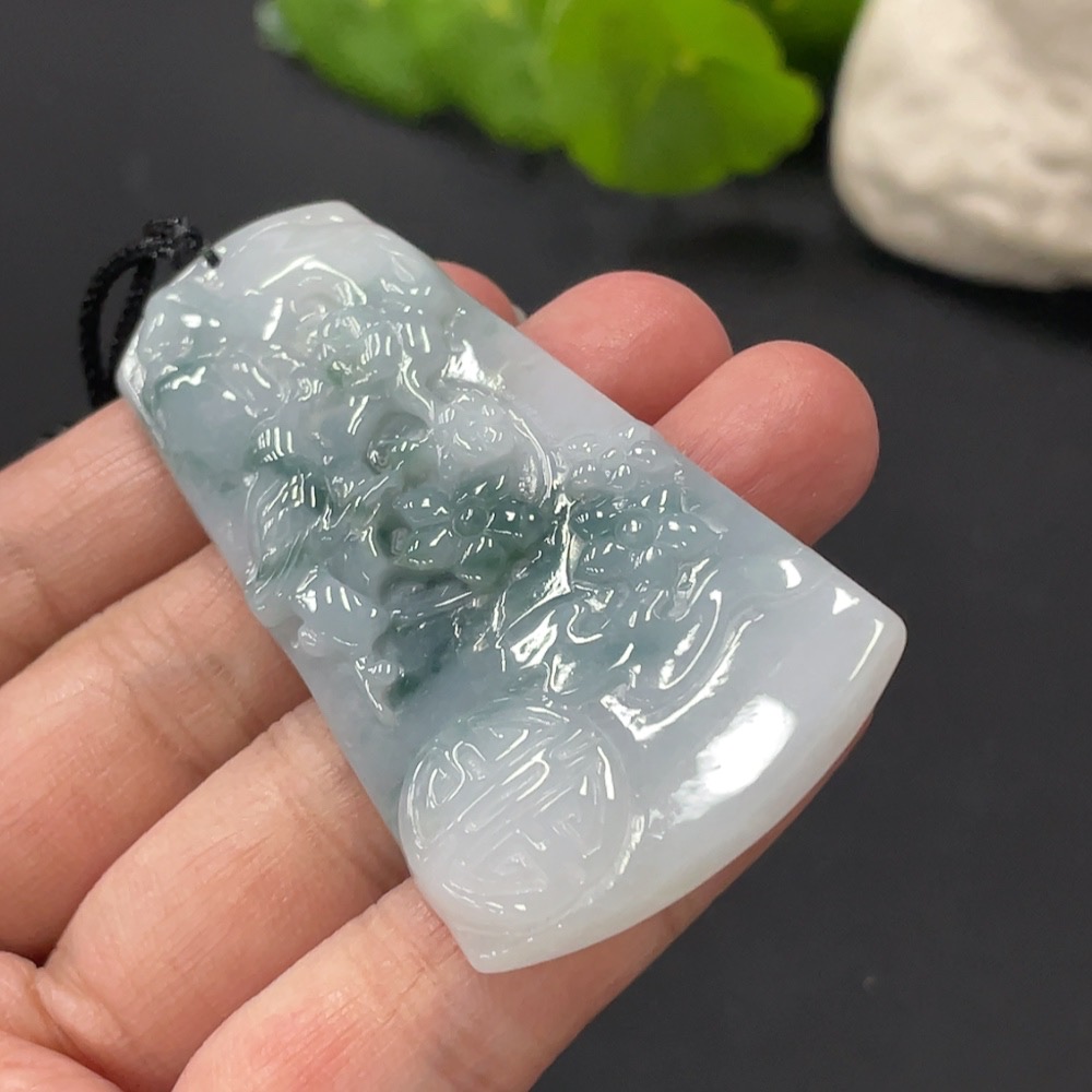 F31632162 JadeiteMagpie on Plum Branch Pendant