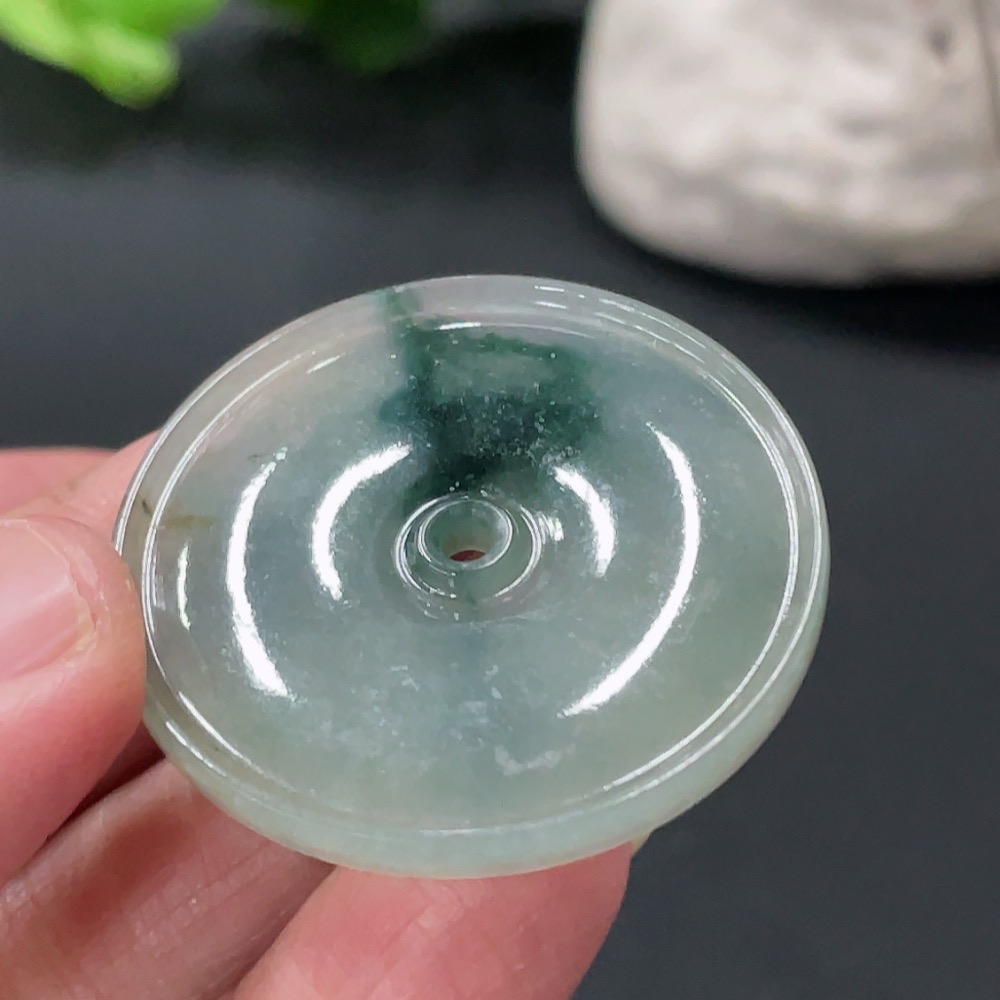 F33875059 Jadeite Pendant Peace Knot, Total Weight Approximately 8.15g