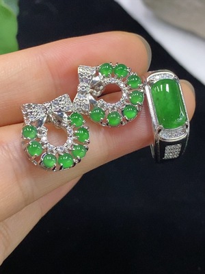 F32789291 Jadeite Inlaid Earrings/Ring Non-Gold Adjustable