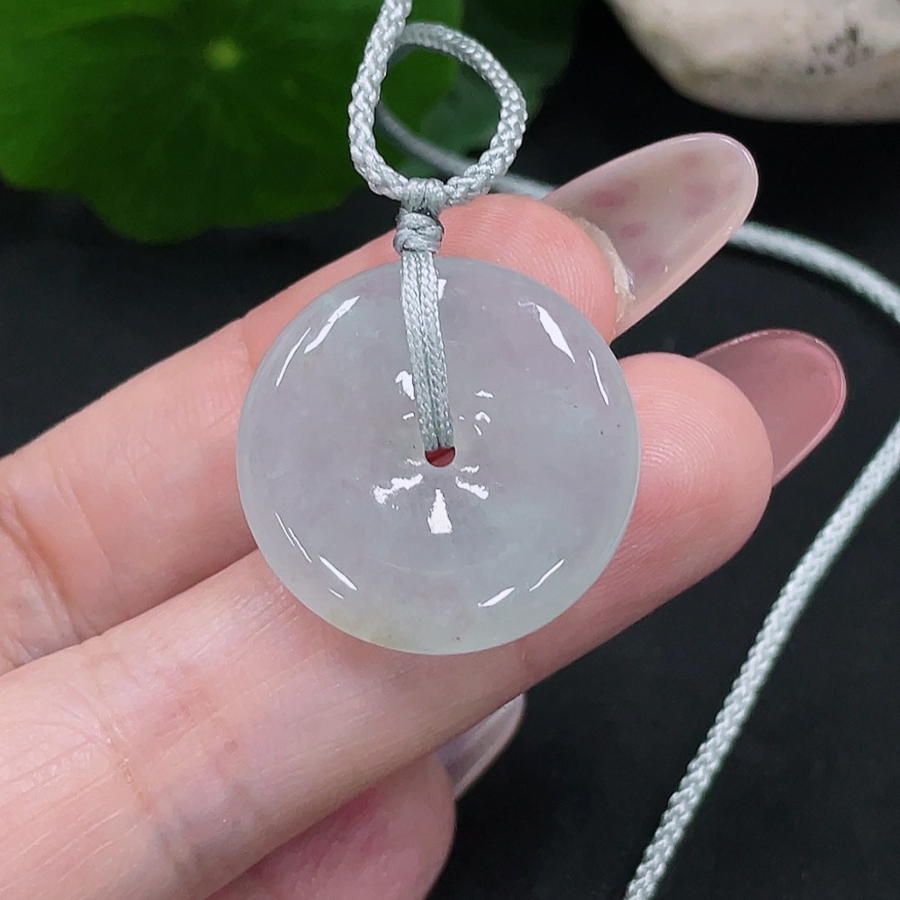 F34033534 Jadeite Peach Blossom Pendant with a Total Weight of Approximately 5.7g