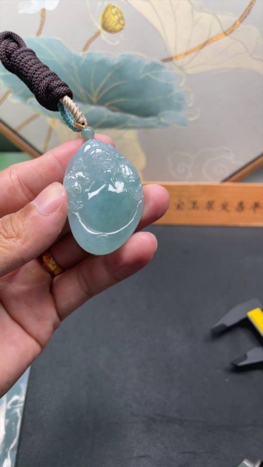 F31599831 Jadeite God of Wealth Pendant