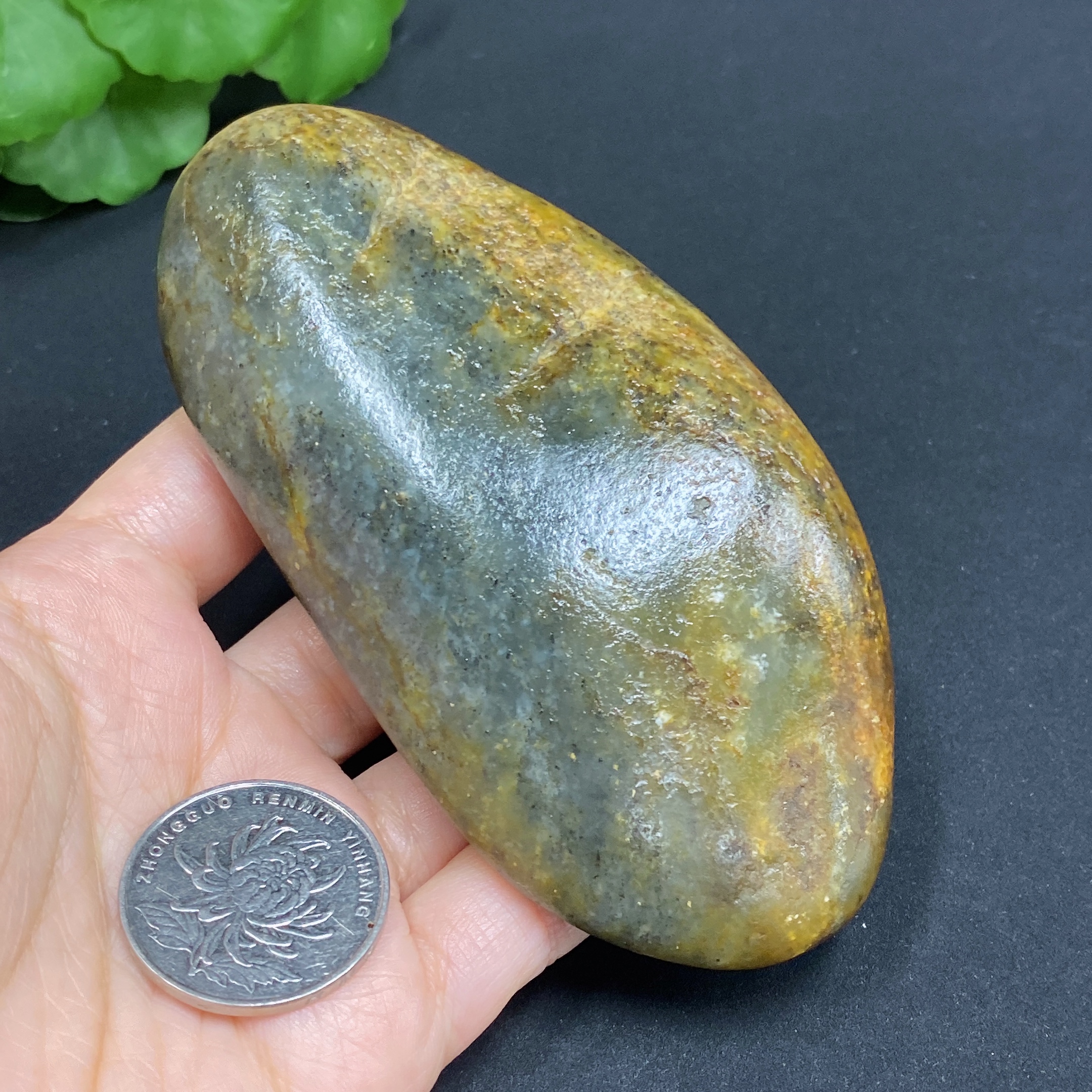 H29329996 Hetian Jade, total weight about 234.3g, undetermined skin color origin, contains other mineral components