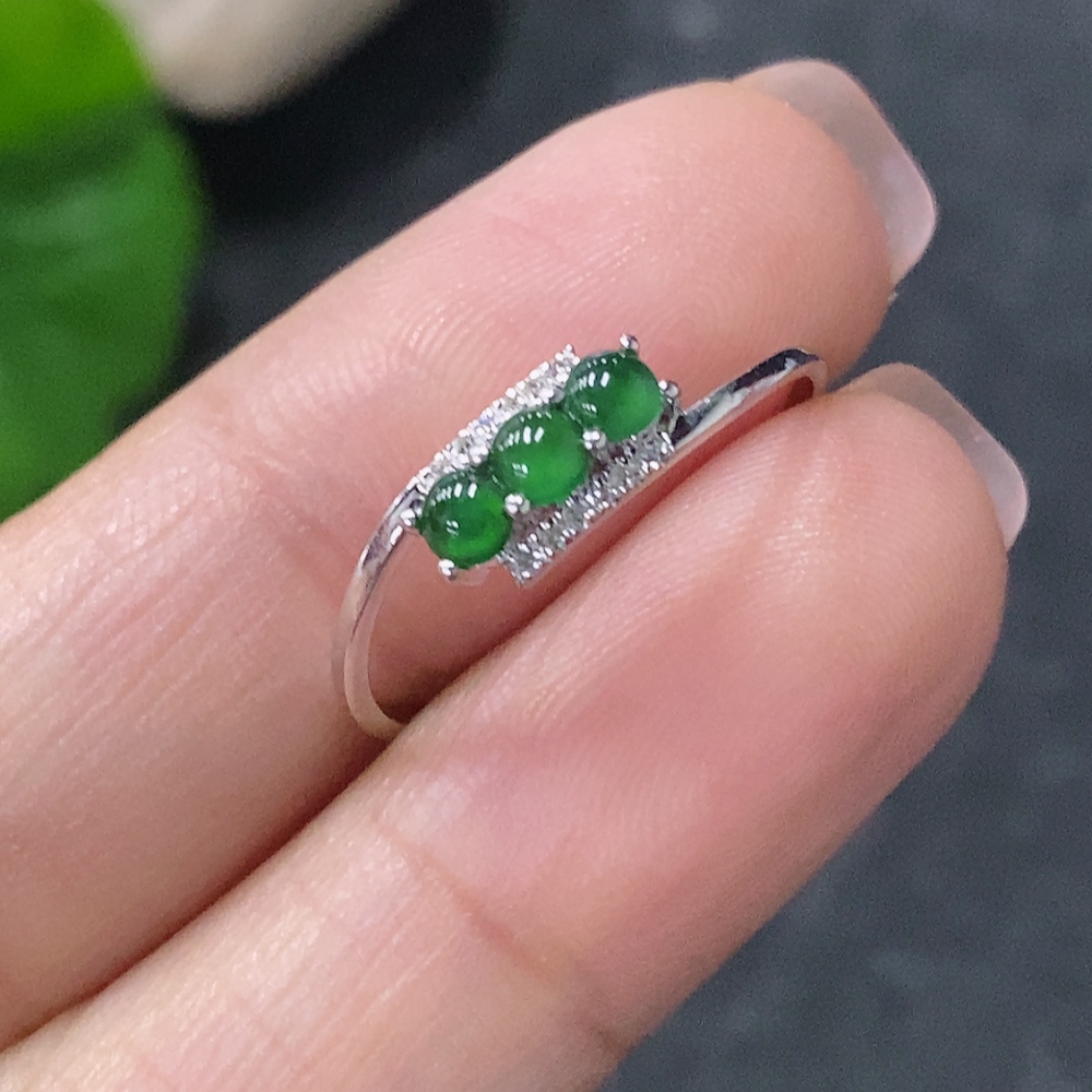 F34042627 Jadeite and Diamond Ring in 18K Gold, Size 15, Total Weight Approx. 1.08g