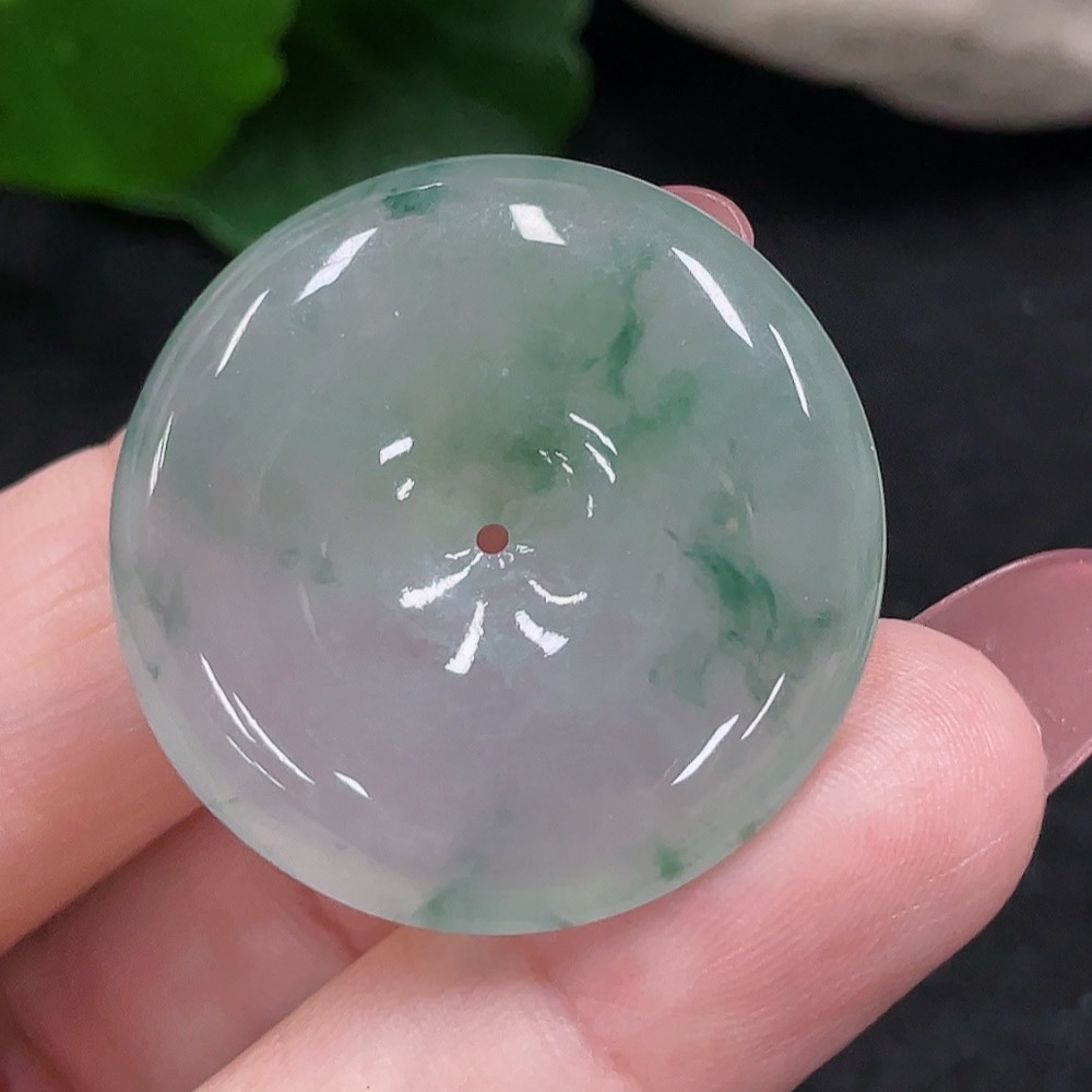 F32810084 Jadeite Safety Buckle Pendant, Total Weight Approx. 12.3g