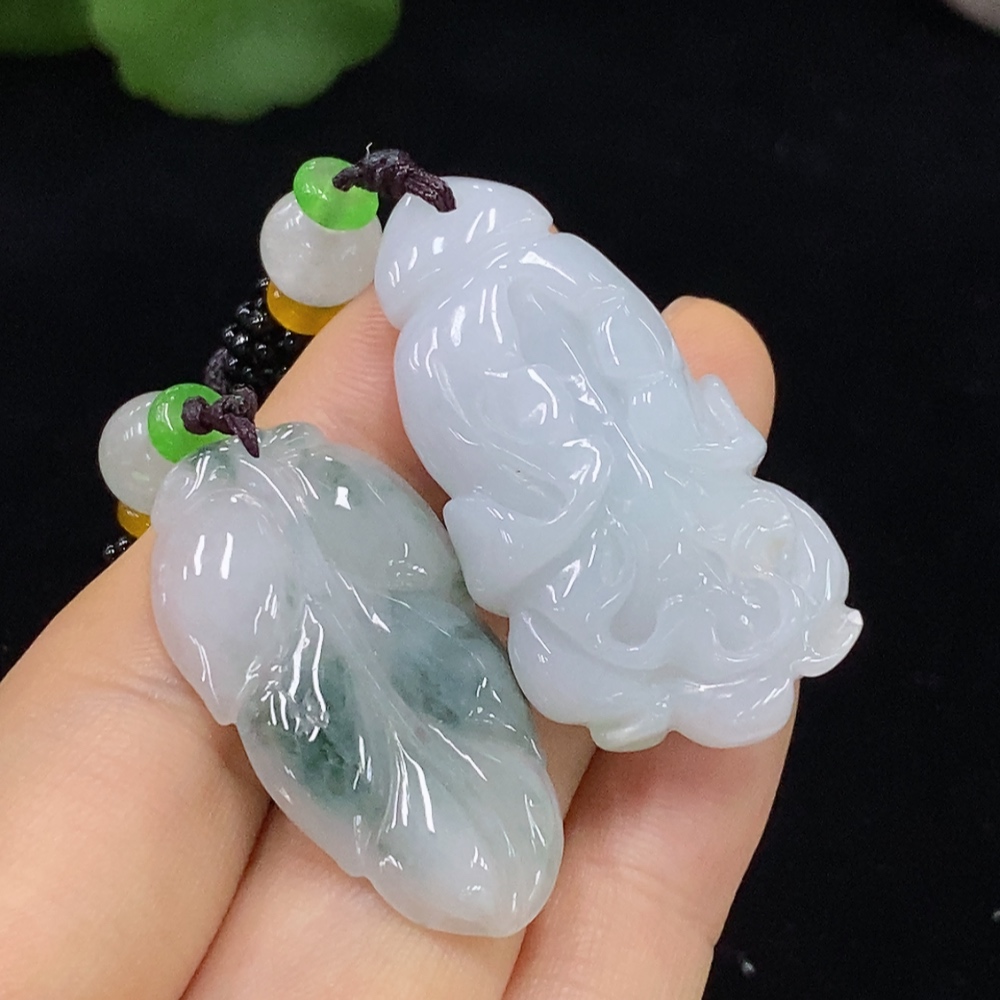 F30443465 One Lot of Jadeite Pendants with Non-Grade A Beads