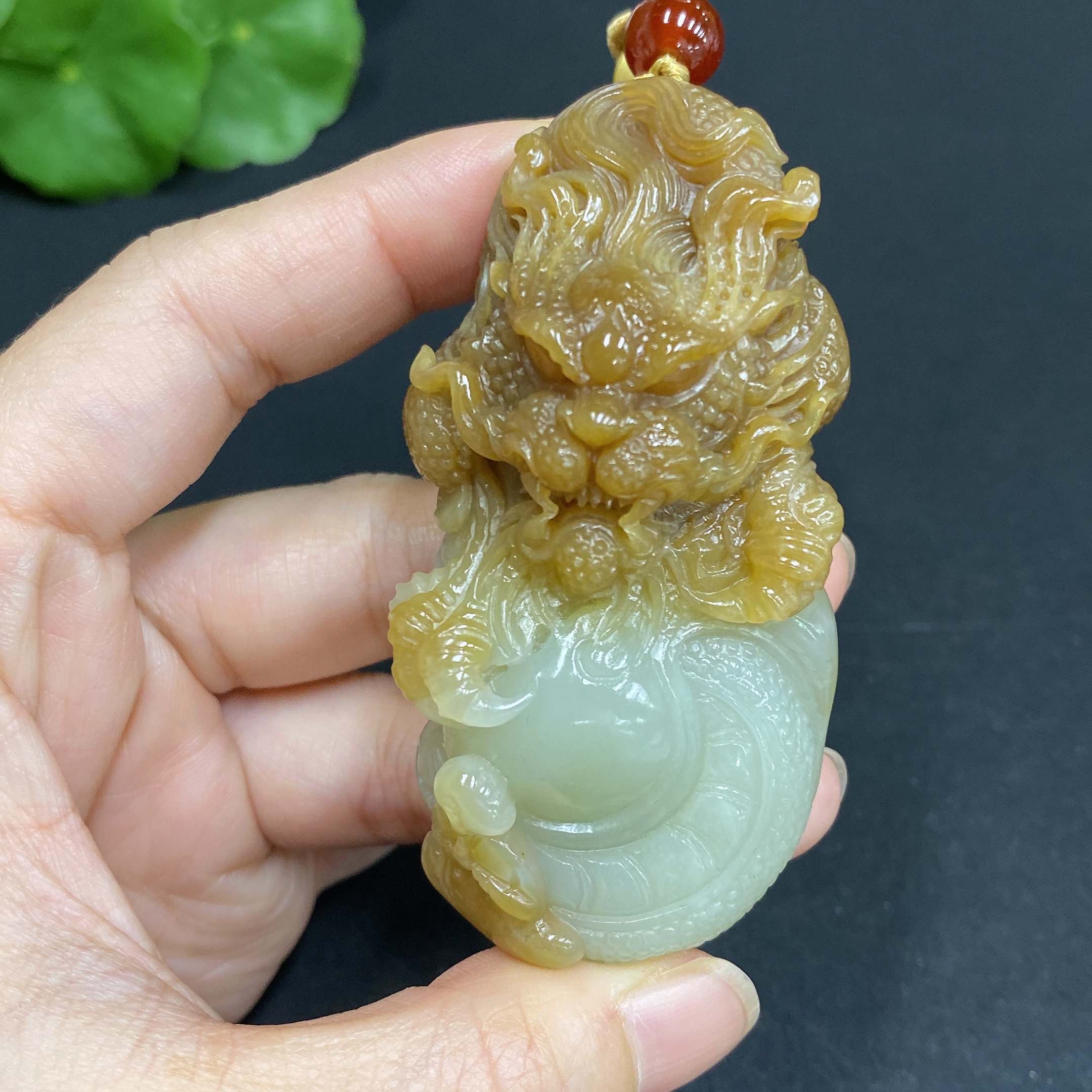 H34015618 Hetian Jade Pendant Dragon Total Weight (including rope) 79.6g