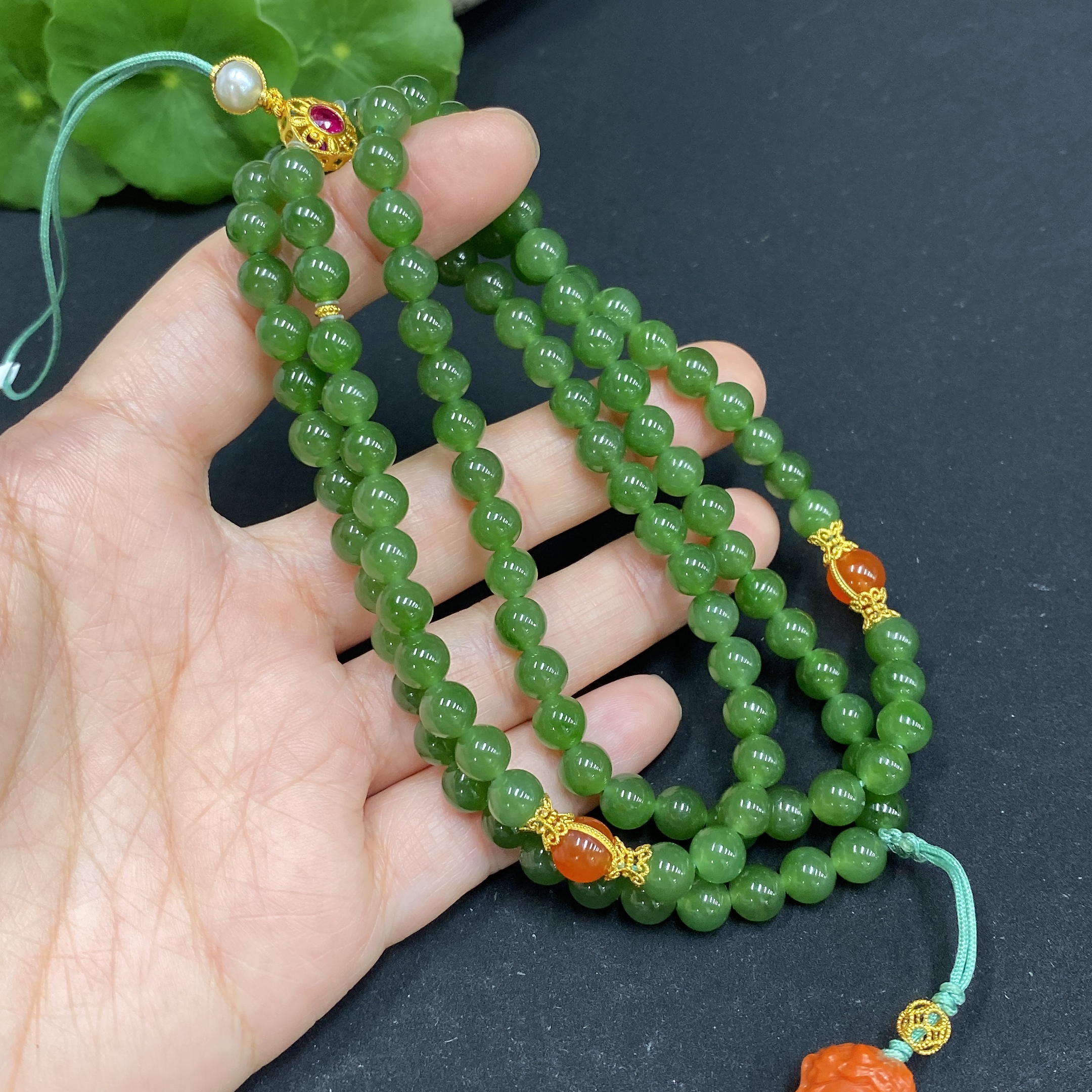 H32813914 Hetian Jade Bead Necklace
