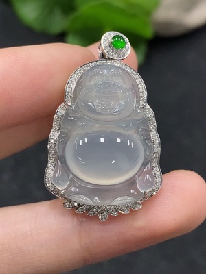 F34964457 Jadeite Buddha Pendant Set in 18K Gold with Diamond Accents, Total Weight Approx. 6.14g