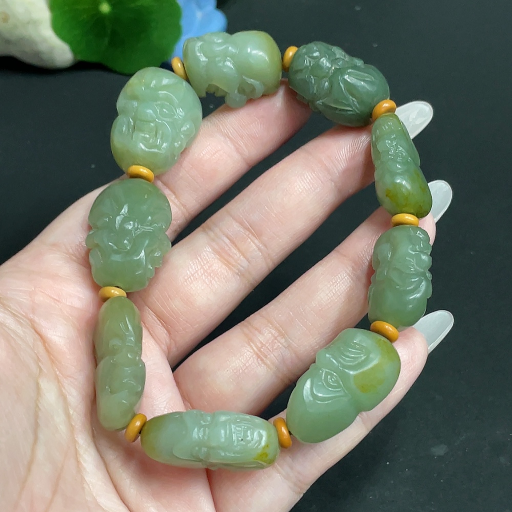 H27111726 Hetian Jade Arhat Bracelet (18 Arhats)