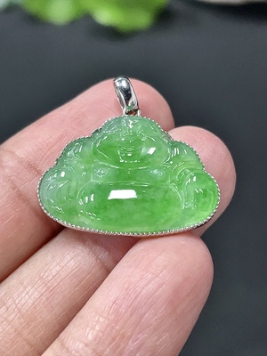 F26940033 Jadeite Buddha Pendant with 18K Gold Setting, Total Weight Approx. 3.41g