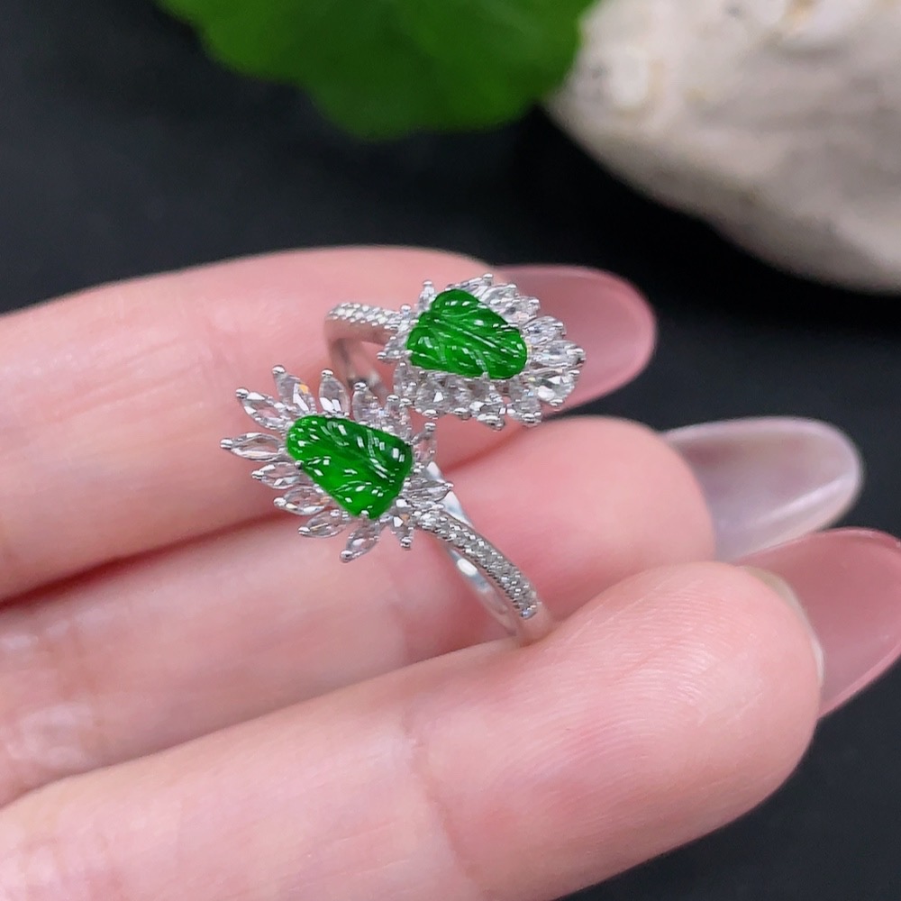 F34033228 Jadeite inlaid ring 18k with diamond size 15 total weight about 3.42g