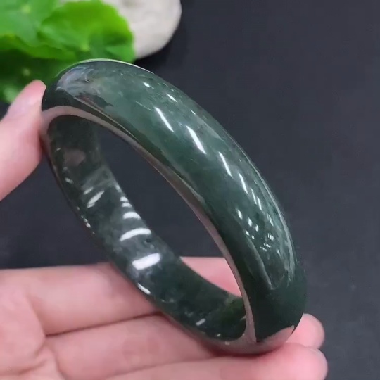 F35077974 Jadeite Round Bangle Total Weight Approx. 71.6g Size 62