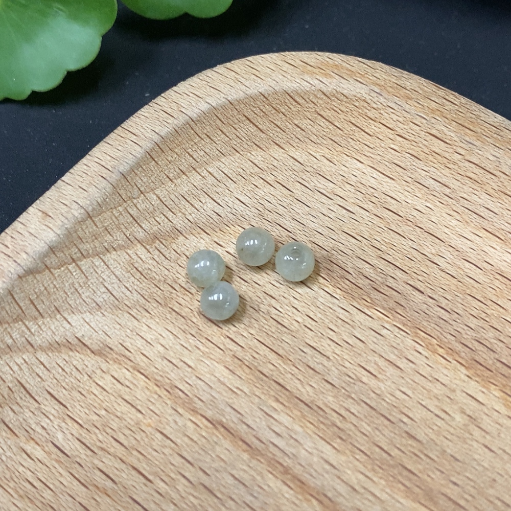 F27069164 Jadeite Cabochon Sell as a Lot