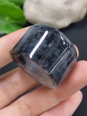 F42985971 翡翠指环 圈口30 货品总重约24g