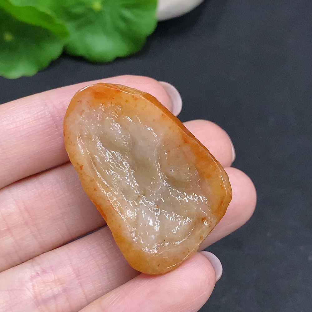 F34034251 yellow color origin undetermined