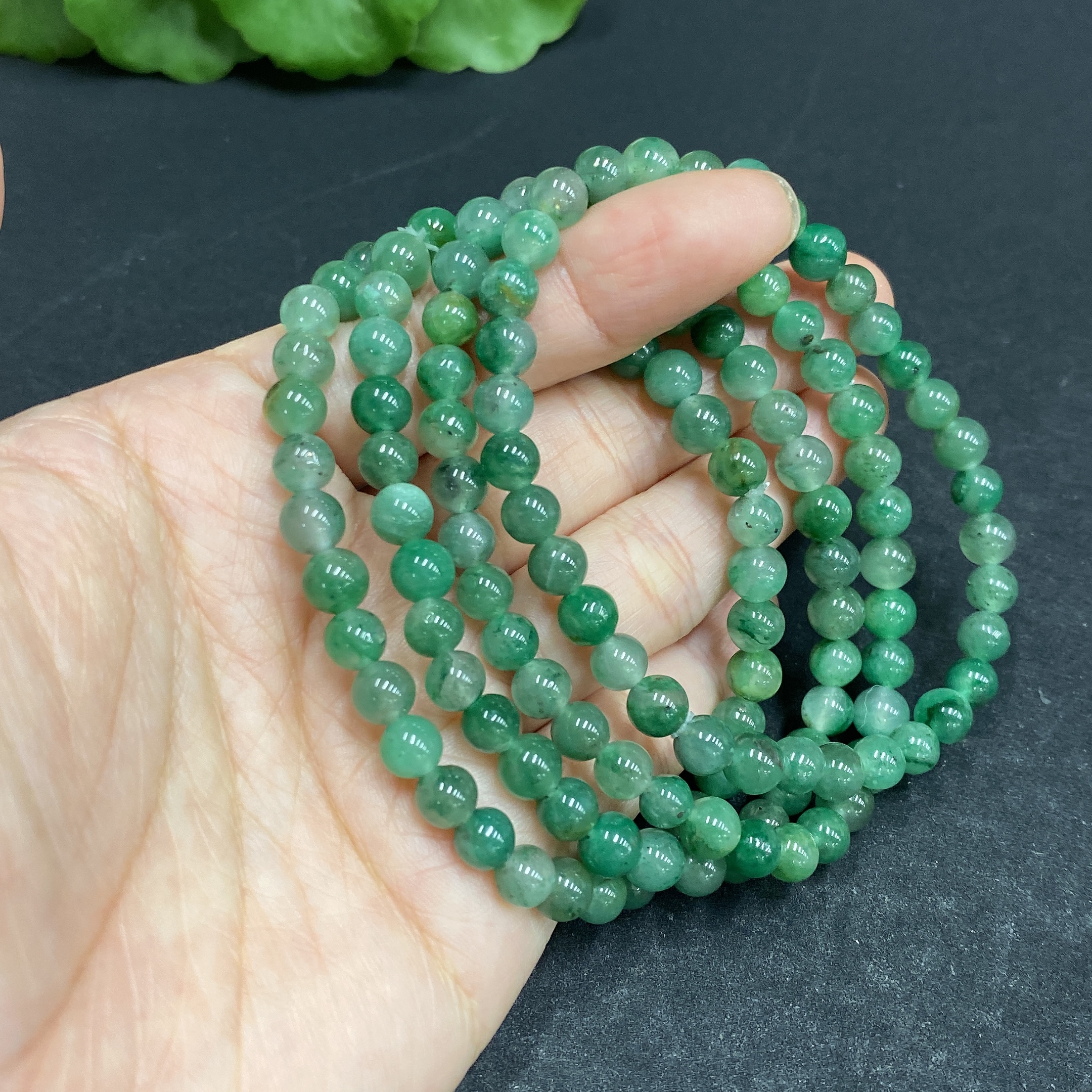 H33940178 African Emerald (Dulong Jade)