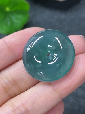 F34998018 Jadeite Pendant Peace Buckle Total Weight Approx. 8.5g