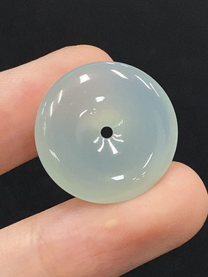 F34028151 Jadeite Safety Buckle Pendant, Total Weight Approx. 4g