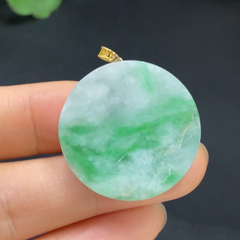 F26028597 Jadeite Plain Pendant 18k Total Weight Approx.8.26g