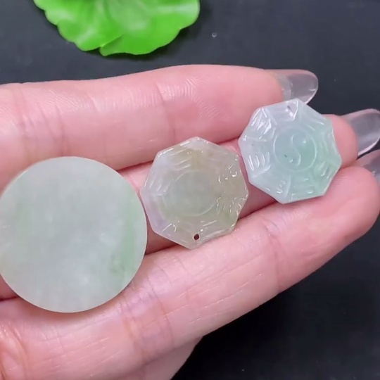 F34046817 Jadeite Pendants Sell as a Lot