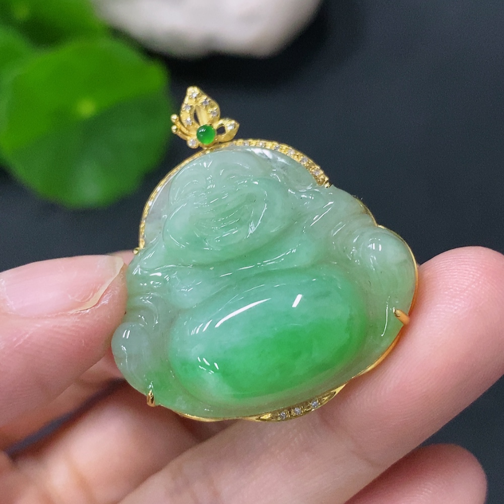 F31588644 Jadeite Buddha Pendant with 18K Gold and Diamond Accents, Total Weight Approx. 7.37g