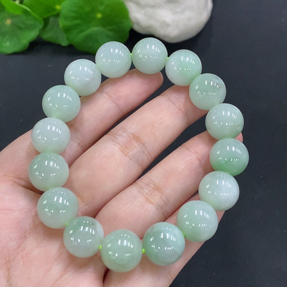 F34000661 Jadeite Bead Necklace Approx. 12.6mm Total Weight Approx. 58.7g