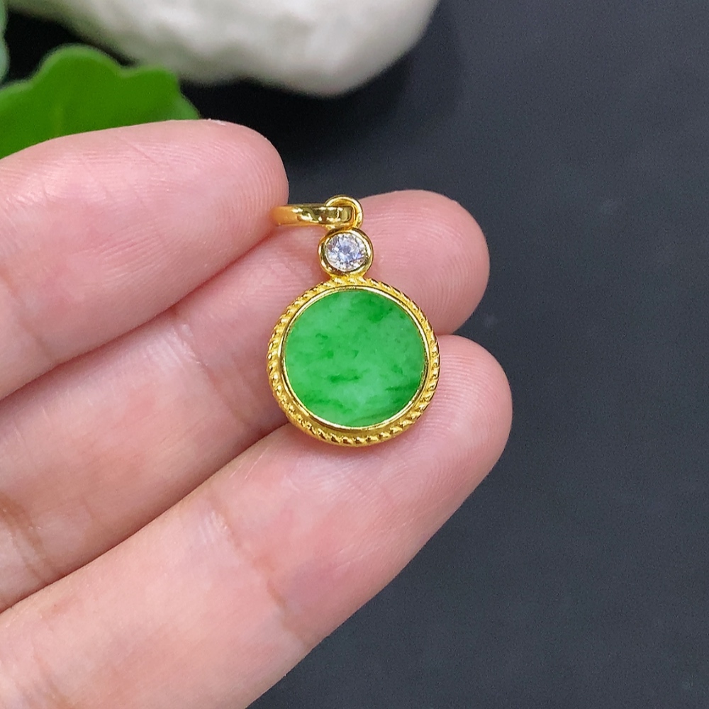 F34023180 Jadeite Plain Pendant Inlaid Pendant Non-Gold Inlaid Total Weight About 1.9g