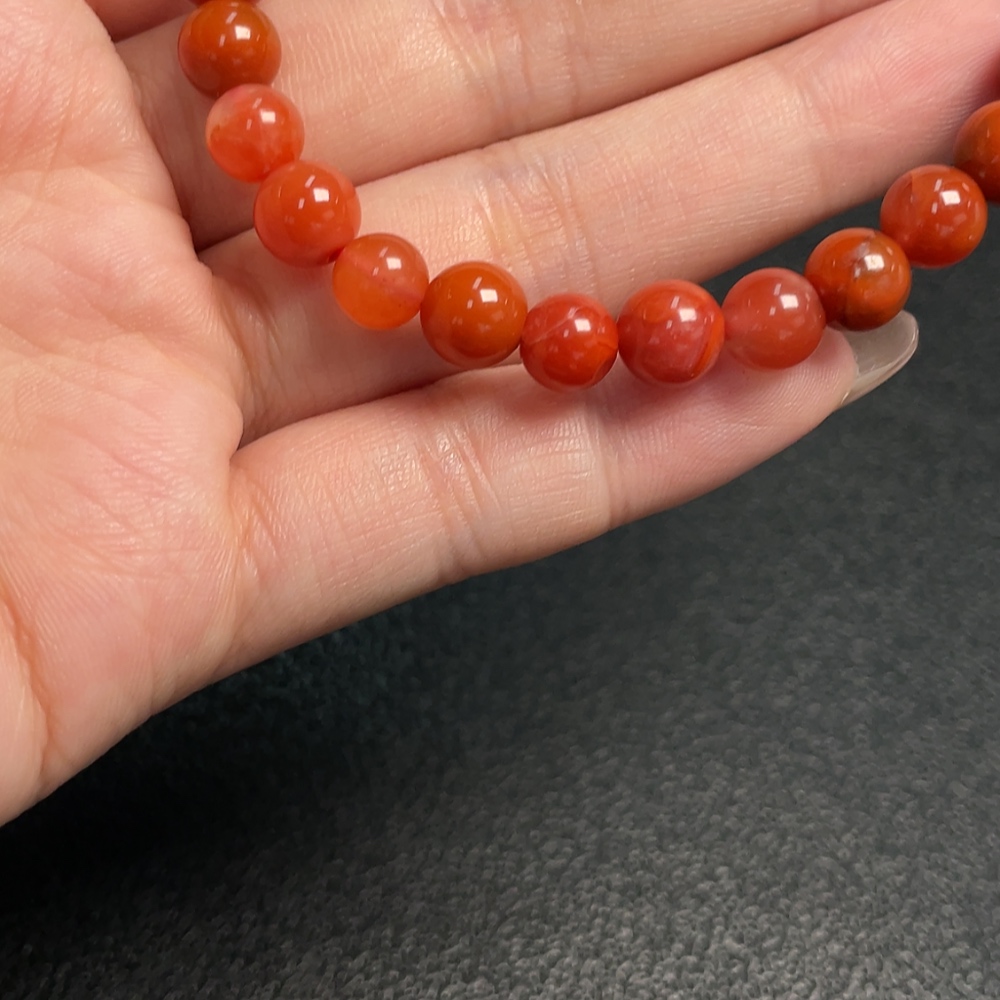 C31619533 South Red Agate Bracelet with Visible Organic Matter, Total Weight Approx. 14.51g, Size About 7.3mm