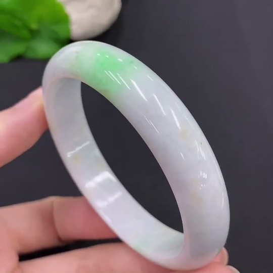 F28272257 Jadeite Round Bangle Total Weight Approx. 46.1g Size 56.5