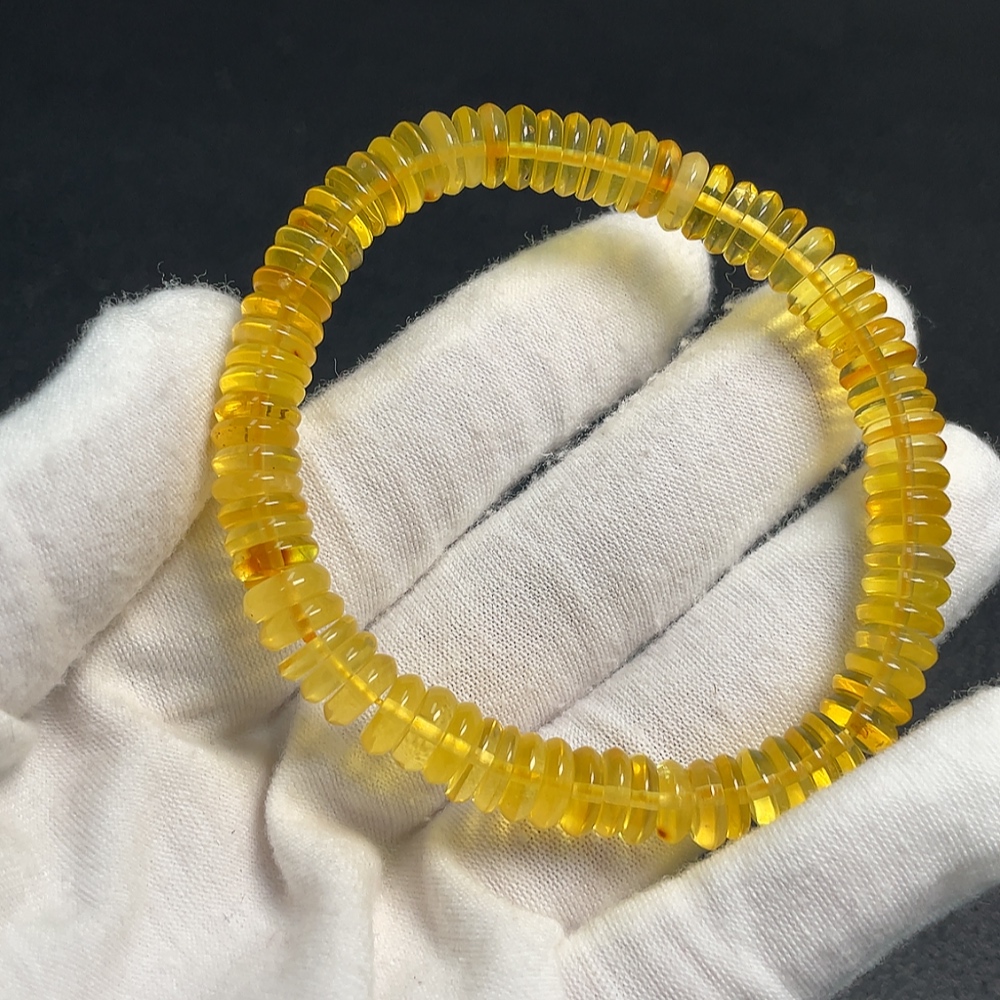 C32746267 Amber Bead Bracelet Total Weight Approx. 8.27g Size About 7.9mm