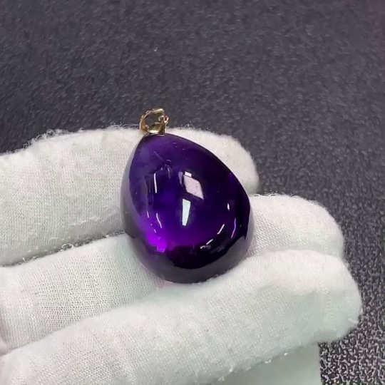 C33923112 18K Crystal Pendant Total Weight Approx. 18.53g