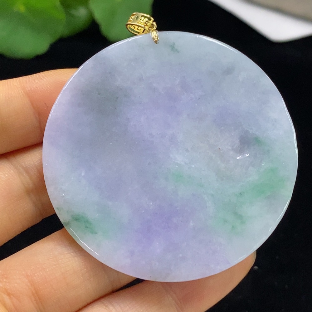 F34047386 Jadeite Pendant Buddha with 18k Bezel, Total Weight Approx. 33.46g