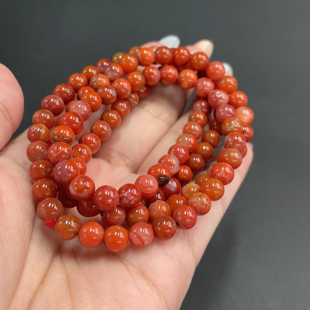 C17912779 South Red Agate Bead Strand Approximately 6.7mm Total Weight About 43.68g