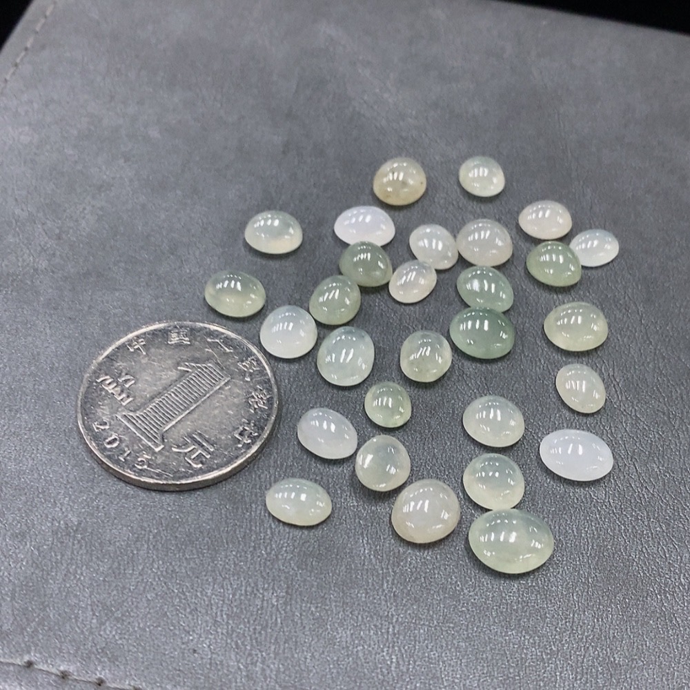 F30559686 Emerald Cabochon Set Wholesale