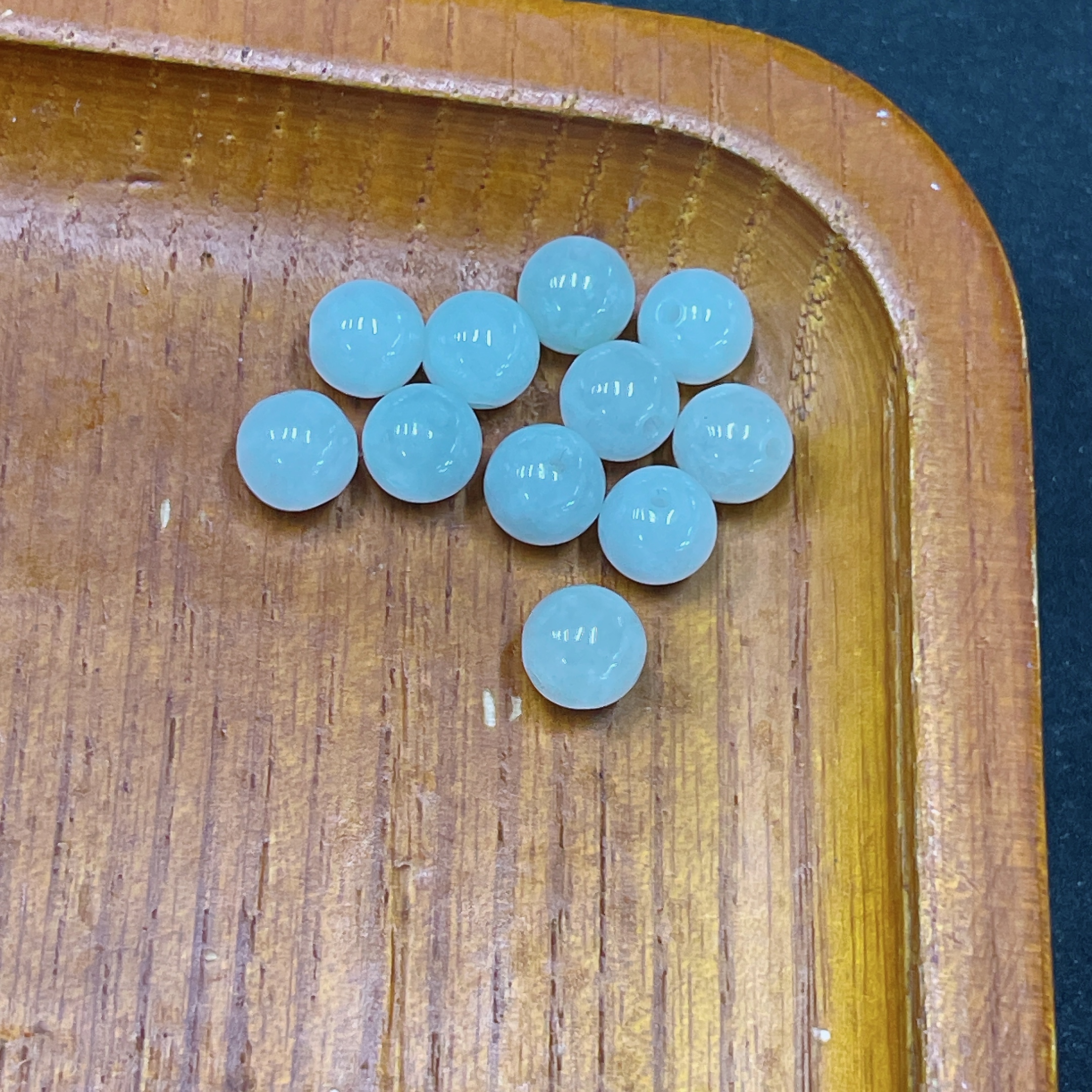 F34046878 Jadeite Beads Sell as a Lot