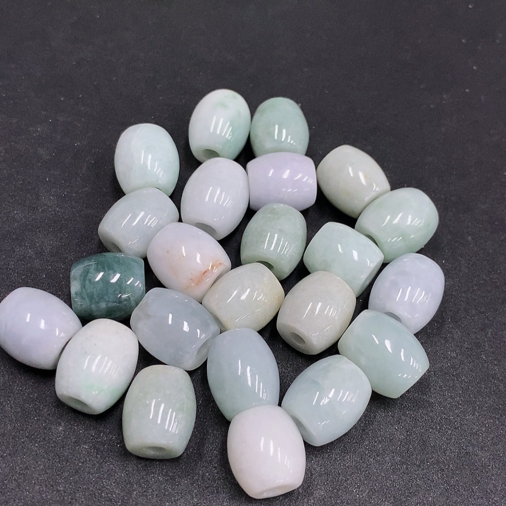F34077196 Jadeite Barrel Beads Sell as a Lot