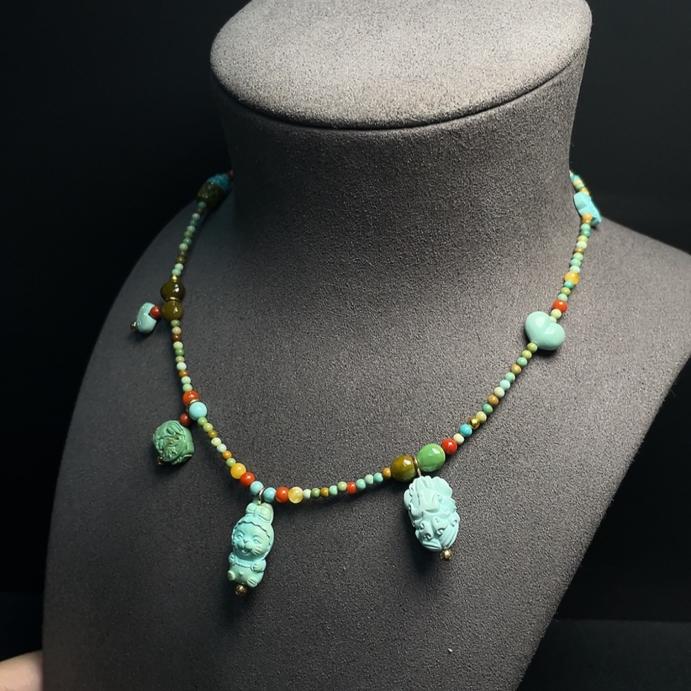 C34008363 Turquoise necklace containing other mineral components, non-gold, total product weight approximately 16.94g (including minerals)