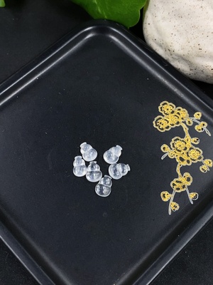F43178209 翡翠葫芦镶嵌件 货品总重约0.6g 一手走