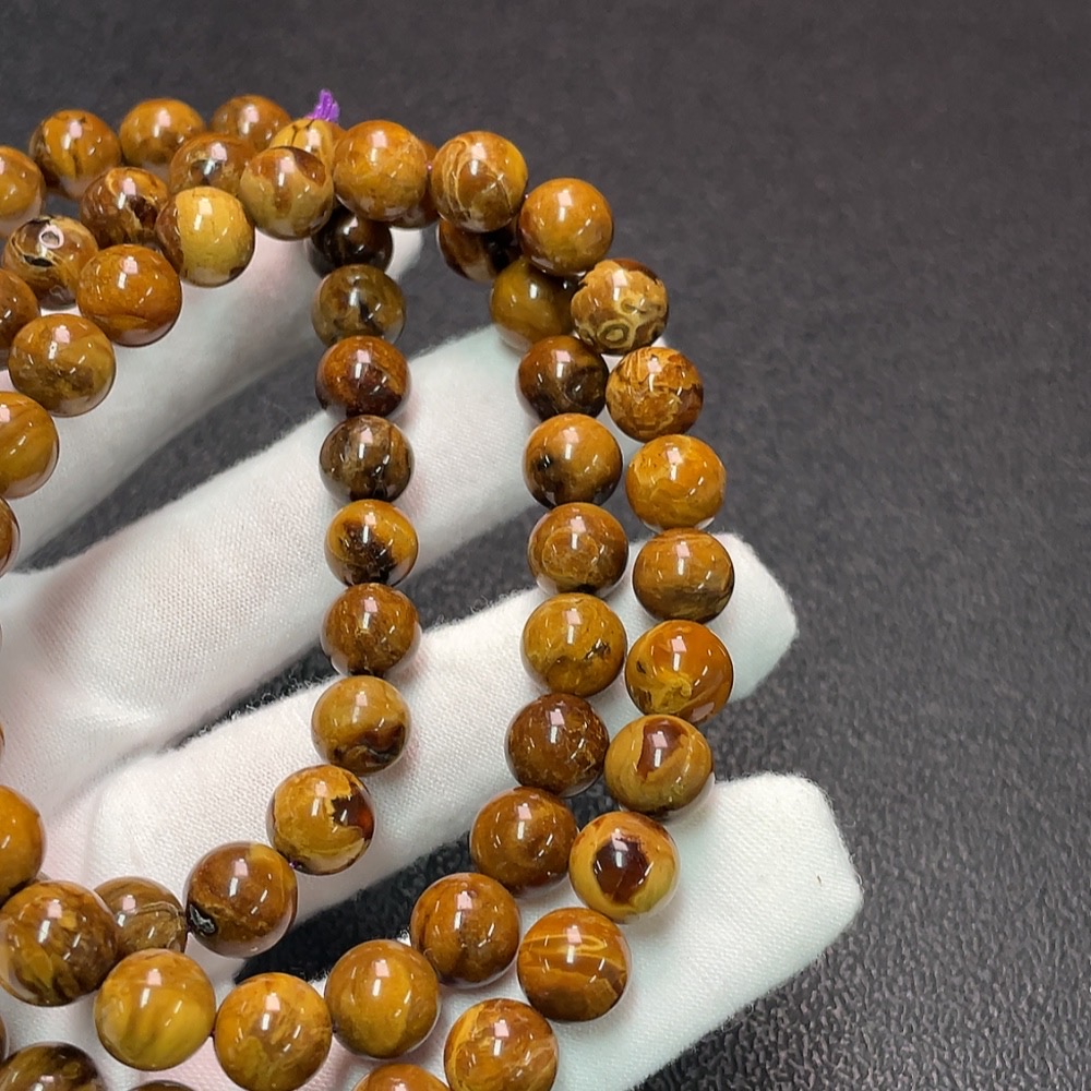C34006606 Amber and Beeswax Bead Strand, Total Weight Approx. 31.71g, Size About 8.8mm