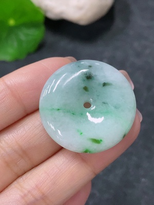 F34043282 Jadeite Pendant Peace Buckle Total Weight Approx. 9g