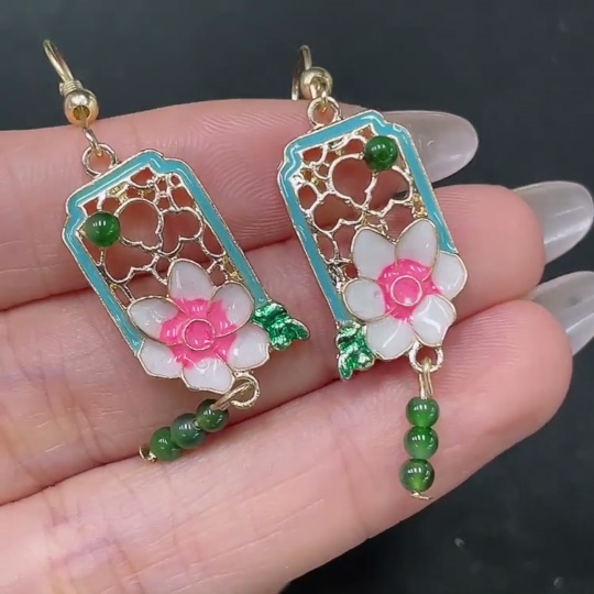 F35138252 Jadeite Inlaid Earrings Non-Gold