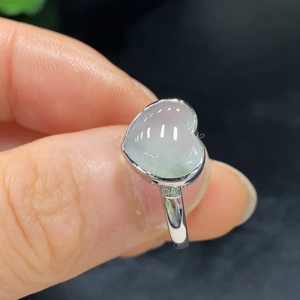 F27067568 Jadeite Inlaid Ring 18k Gold Size 14 Total Weight Approx. 2.7g